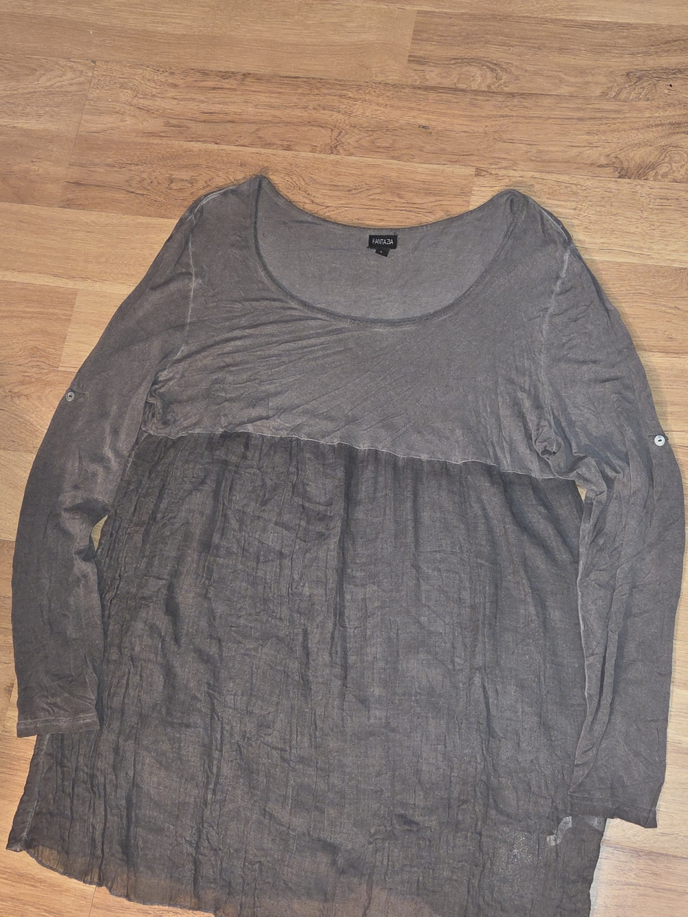 Fantazia Gray Layered Tunic Top - Scoop Neck, Crinkle Textured Panel, Roll-Tab L